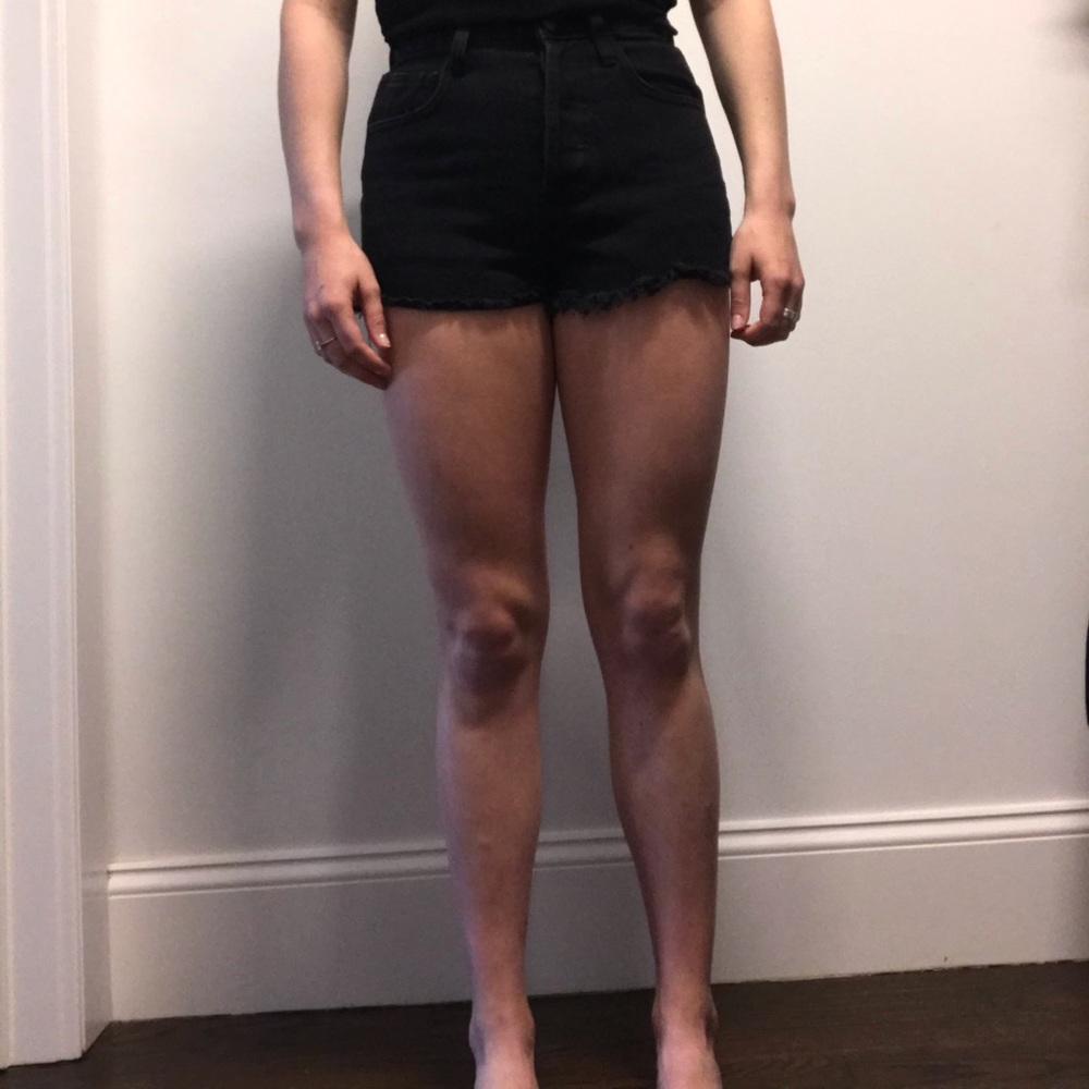 Black Brandy Melville short shorts